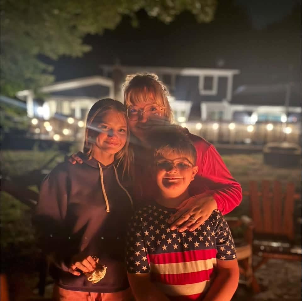 Aunt Shae with her niece and nephew